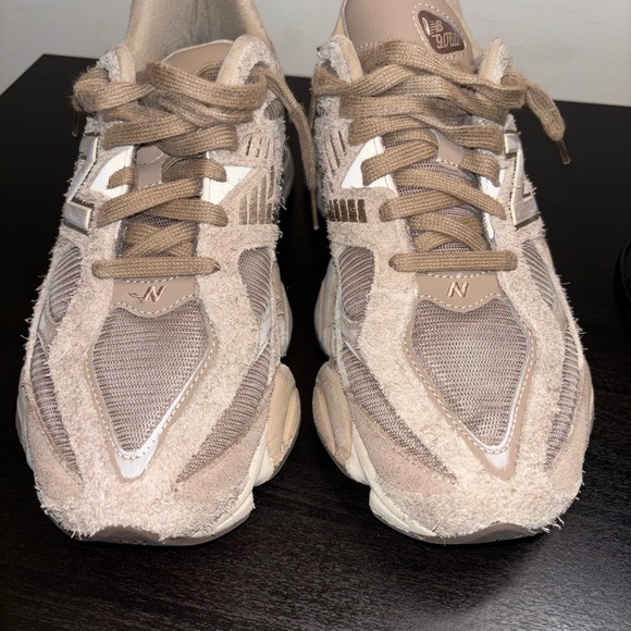 New Balance 9060 mushroom Timberwolf - Picture 4 of 6